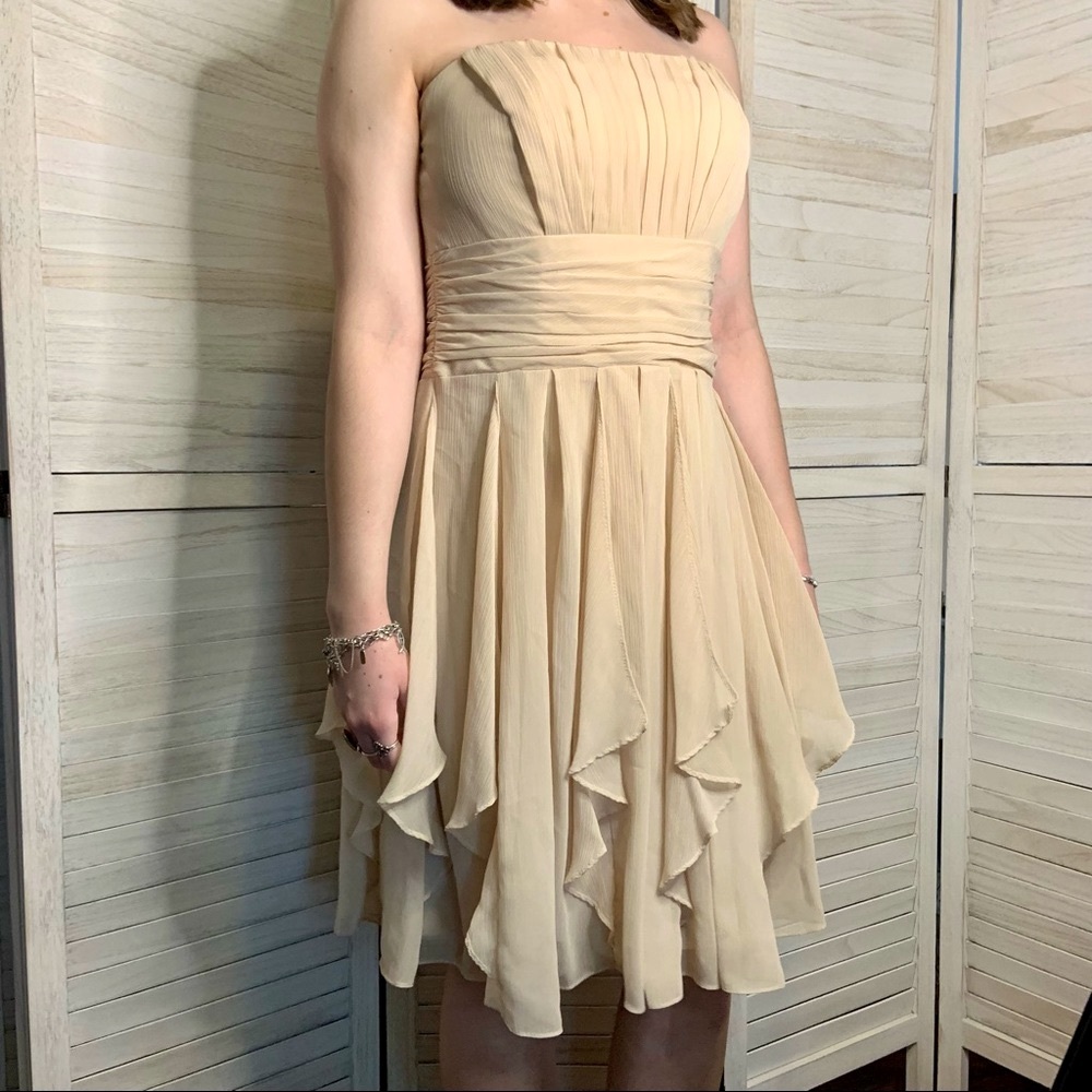 David’s Bridal Cream Chiffon Layered Skirt Formal Strapless Dress Bridesmaid 6
